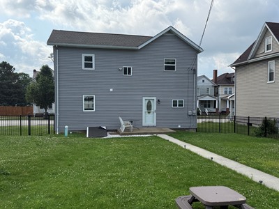 224 Lloyd Avenue